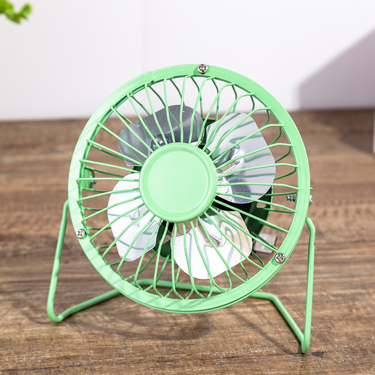 Manufacturer wholesale 2020 portable 4-inch USB mini small fan tieyi small fan office computer fan