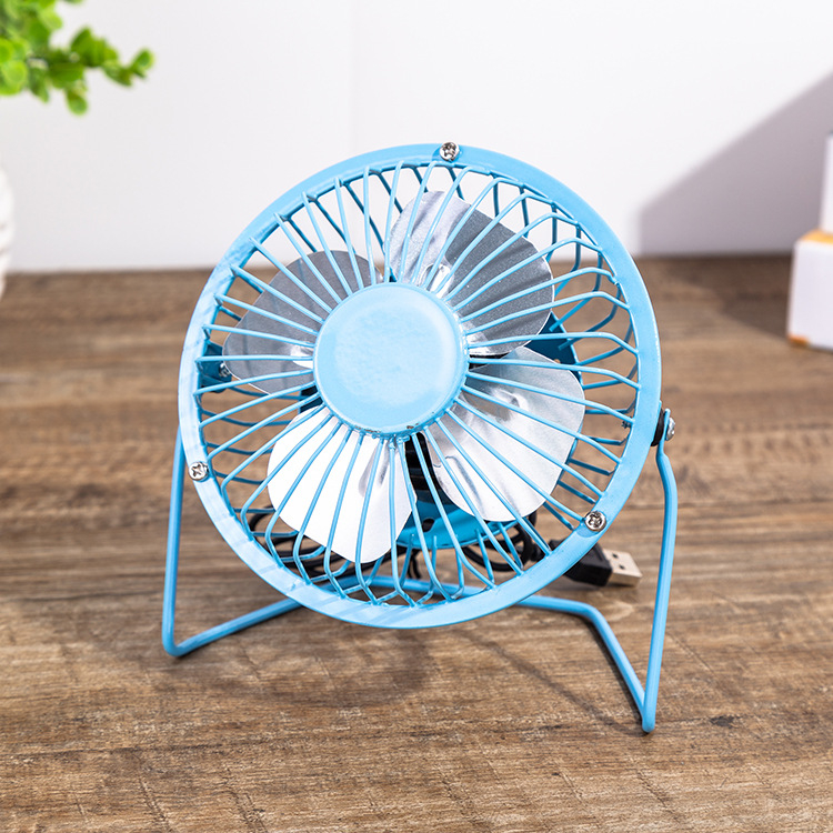 Manufacturer wholesale 2020 portable 4-inch USB mini small fan tieyi small fan office computer fan