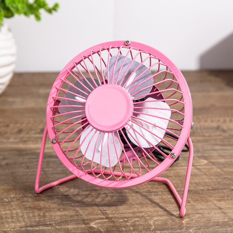 Manufacturer wholesale 2020 portable 4-inch USB mini small fan tieyi small fan office computer fan Manufacturer wholesale 2020 portable 4-inch USB mini small fan tieyi small fan office computer fan