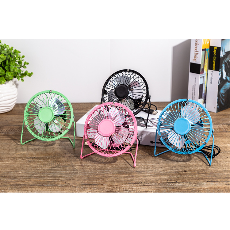 Manufacturer wholesale 2020 portable 4-inch USB mini small fan tieyi small fan office computer fan Manufacturer wholesale 2020 portable 4-inch USB mini small fan tieyi small fan office computer fan