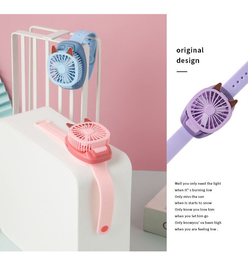 New Watch Fan Mini Handheld Spray Humidification Pocket Portable Folding Halter USB Rechargeable Small Fan New Watch Fan Mini Handheld Spray Humidification Pocket Portable Folding Halter USB Rechargeable Small Fan