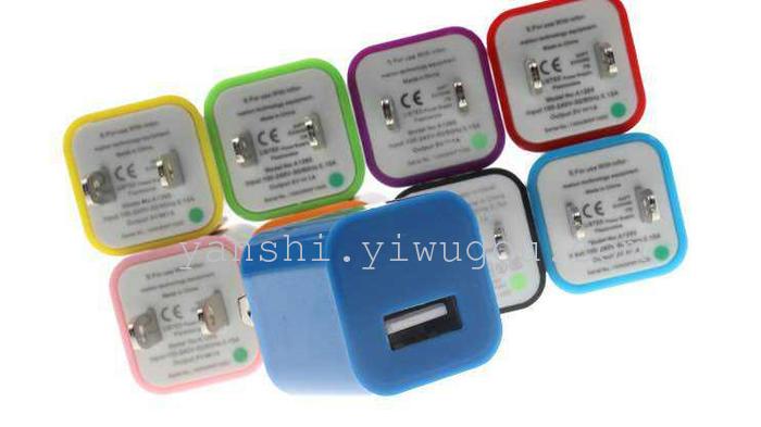 Small green apple color charger head wholesale phone USB universal charger 1000 mAh Small green apple color charger head wholesale phone USB universal charger 1000 mAh