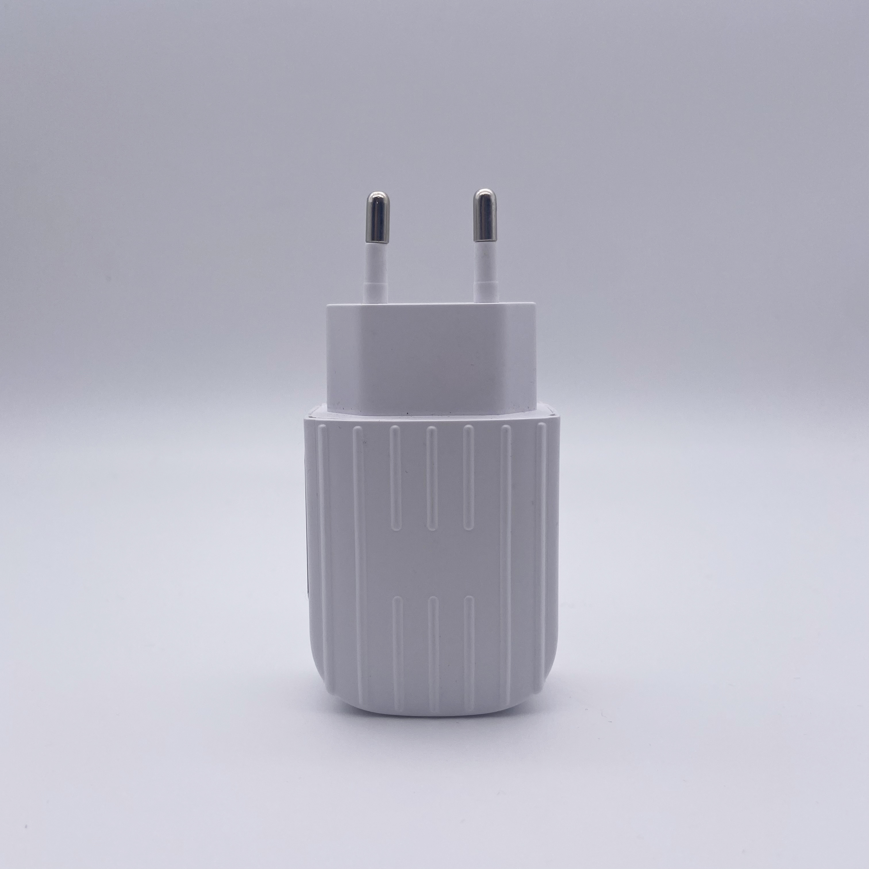 2022 New Private Model Charger Vertical Pattern Luggage Mobile Phone Charger Haojue Brand Quality Ce RoHS 2022 New Private Model Charger Vertical Pattern Luggage Mobile Phone Charger Haojue Brand Quality Ce RoHS