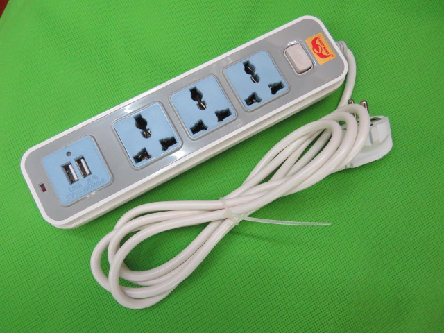 Two-Position with Two USB British Standard Socket Safety Power Strip Extension Cable Patch Board Patch Board Two-Position with Two USB British Standard Socket Safety Power Strip Extension Cable Patch Board Patch Board