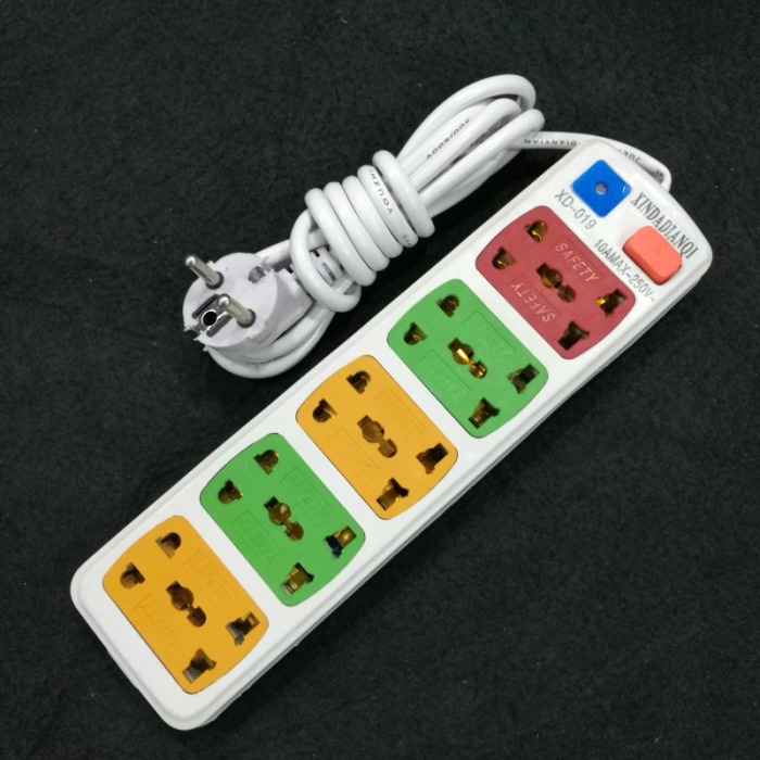 Two-Position with Two USB British Standard Socket Safety Power Strip Extension Cable Patch Board Patch Board Two-Position with Two USB British Standard Socket Safety Power Strip Extension Cable Patch Board Patch Board