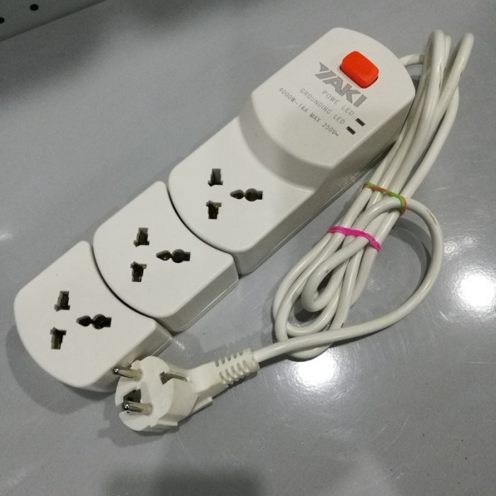 Two-Position with Two USB British Standard Socket Safety Power Strip Extension Cable Patch Board Patch Board Two-Position with Two USB British Standard Socket Safety Power Strip Extension Cable Patch Board Patch Board