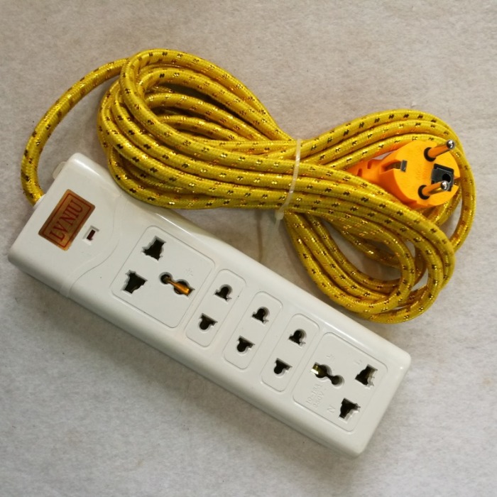 Two-Position with Two USB British Standard Socket Safety Power Strip Extension Cable Patch Board Patch Board Two-Position with Two USB British Standard Socket Safety Power Strip Extension Cable Patch Board Patch Board