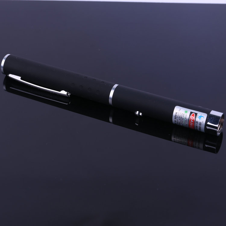 30MW Green Laser Light Starry Single Point New Exotic Yiwu Wholesale Stall Supply 30MW Green Laser Light Starry Single Point New Exotic Yiwu Wholesale Stall Supply