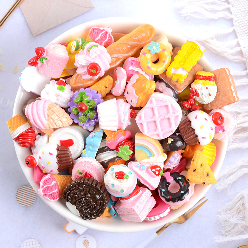 Food Mixed DIY Cartoon Headwear Material Cream Cell Phone Shell Accessories DIY Accessories Candy Toy Lucky Bag Food Mixed DIY Cartoon Headwear Material Cream Cell Phone Shell Accessories DIY Accessories Candy Toy Lucky Bag