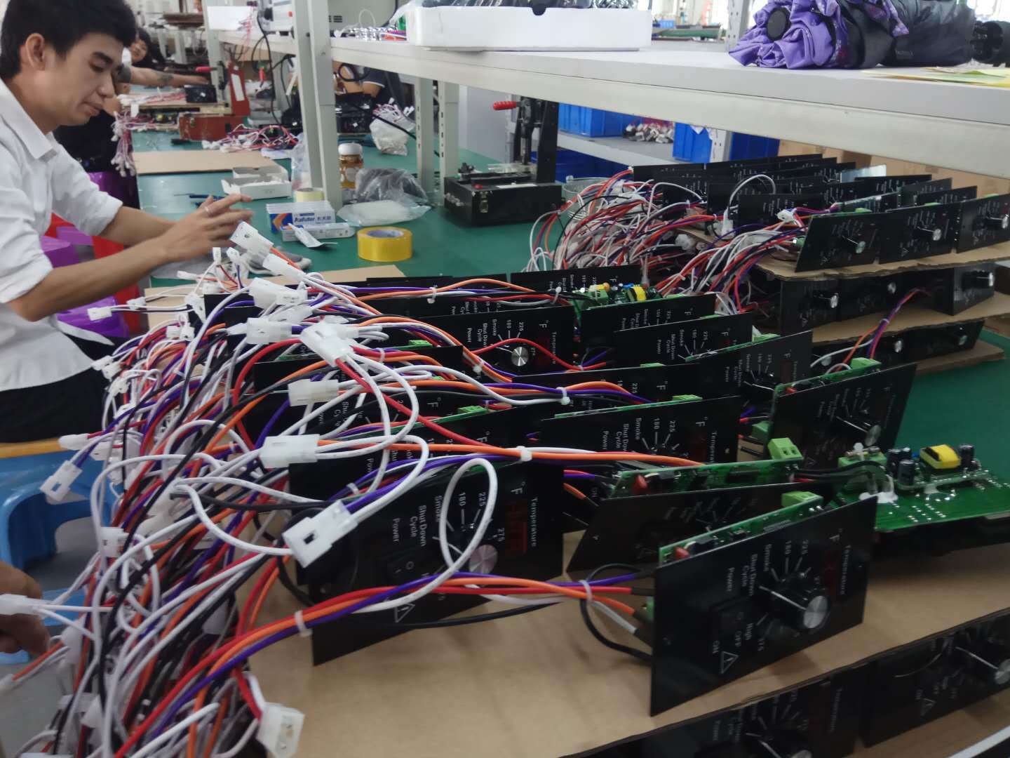 Traeger Wood Pellet Furnace Feeding System Controller Digital Display Embedded Temperature Sensor