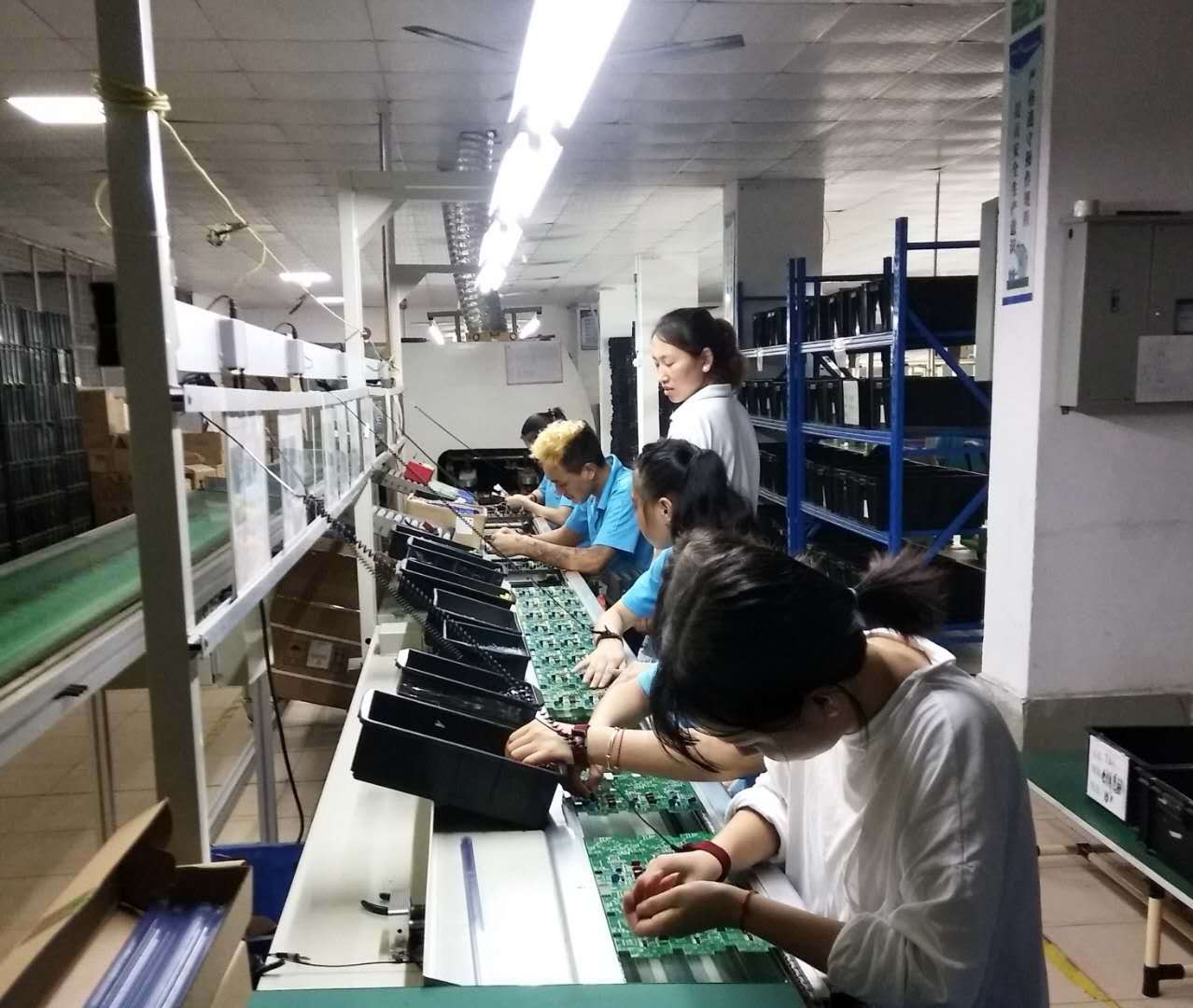 Traeger Wood Pellet Furnace Feeding System Controller Digital Display Embedded Temperature Sensor