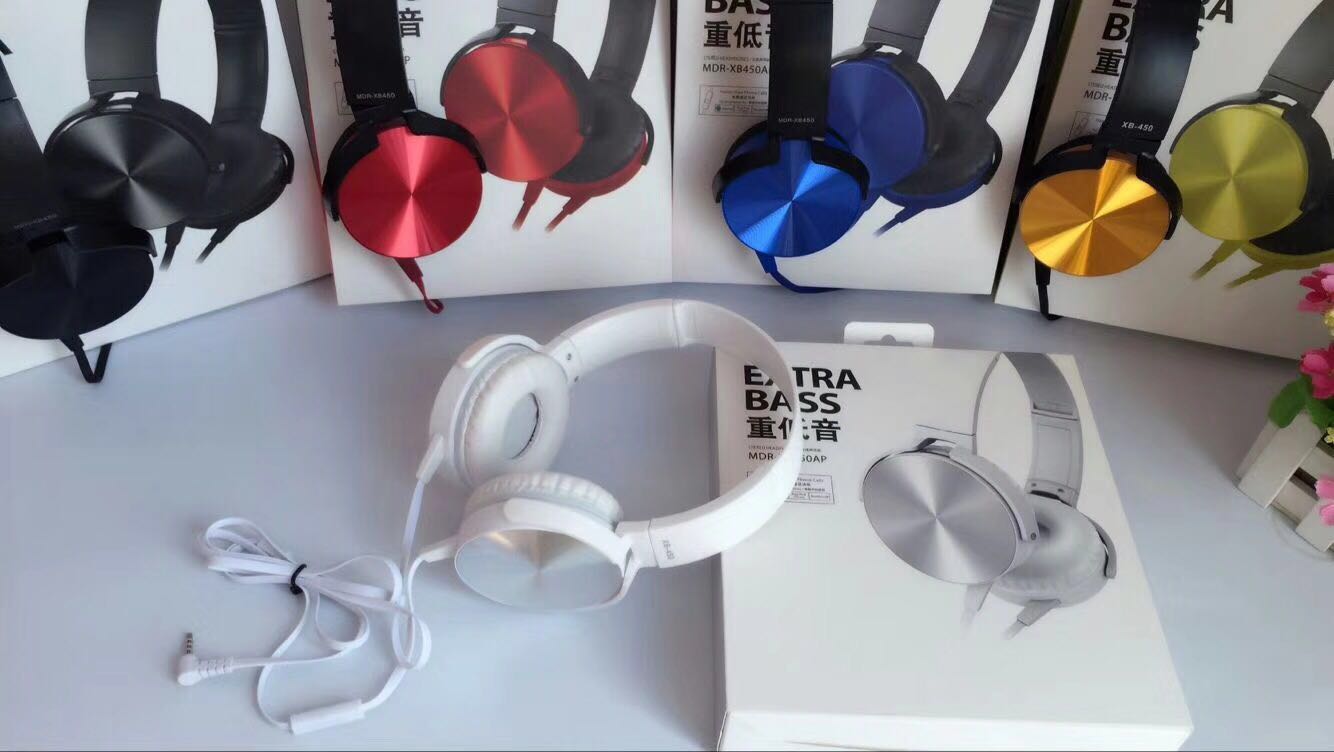The XB450 headset MDR-XB450 headset with a microphone bass stereo headset.