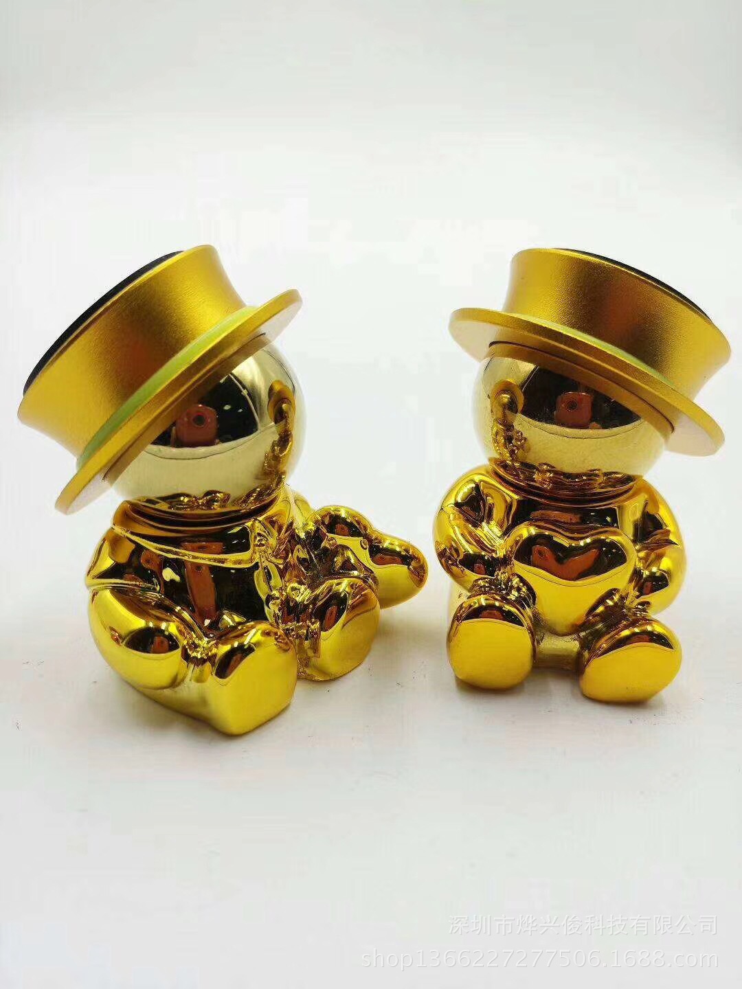 Cap car bracket all metal mobile phone bracket small iron man magnetic mobile phone bracket navigation bracket