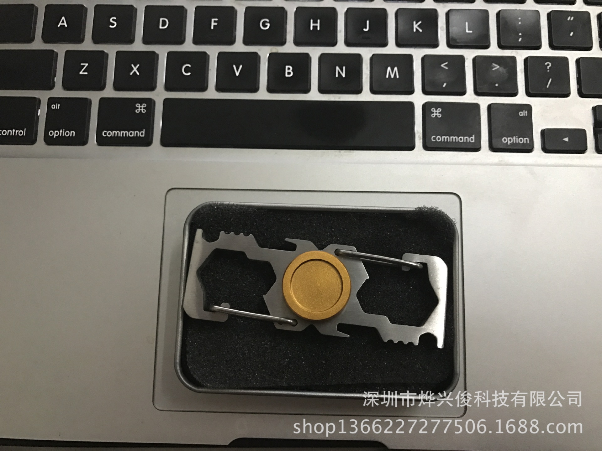 New car bracket air outlet mobile phone bracket metal automotive mobile phone bracket navigator bracket wholesale