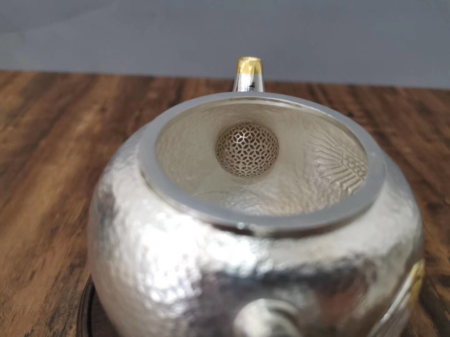Silver teapot hand hu liang kettle kettle health pot tea set handmade Silver teapot hand hu liang kettle kettle health pot tea set handmade