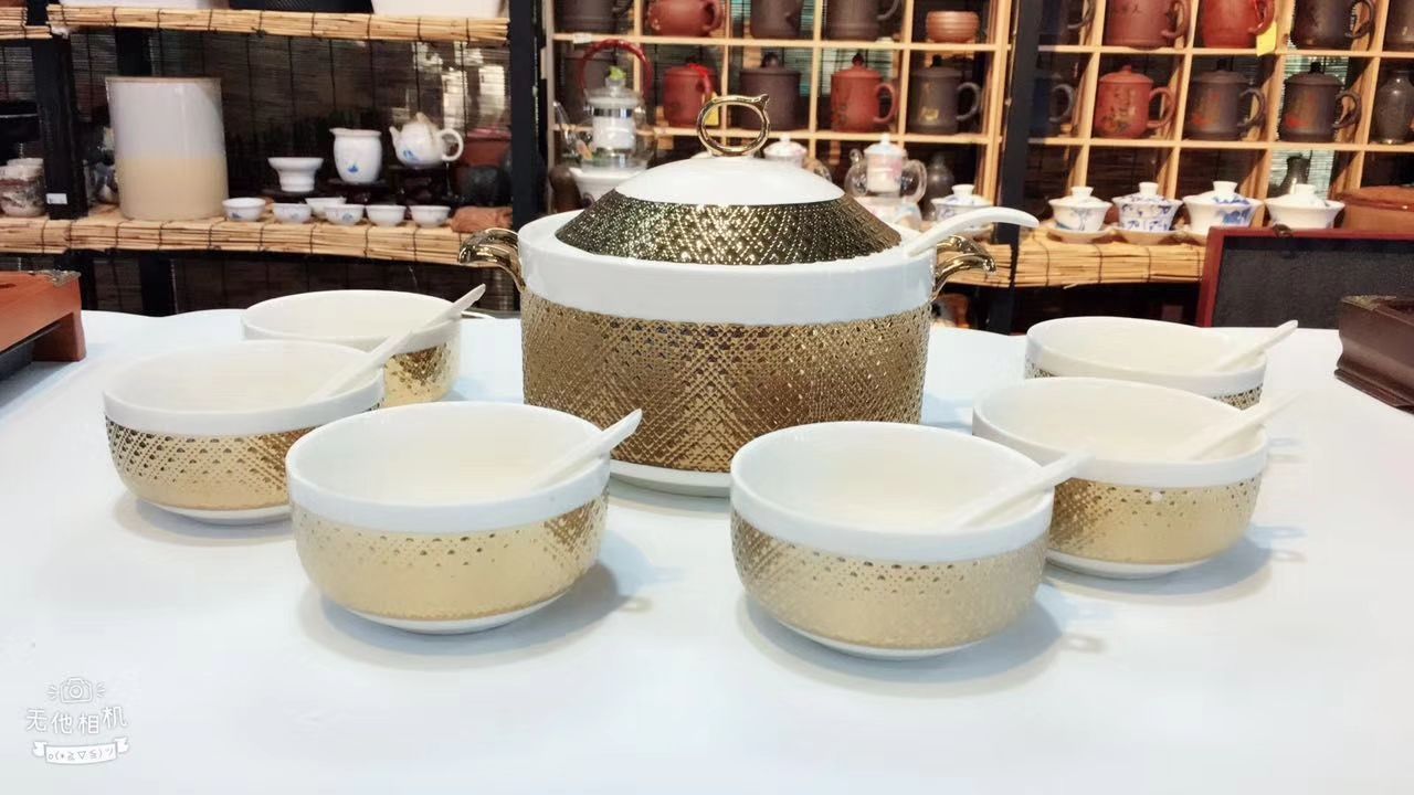 Jingdezhen ceramic soup pot set rice noodle pot heat pot stew pot king kong health pot Jingdezhen ceramic soup pot set rice noodle pot heat pot stew pot king kong health pot