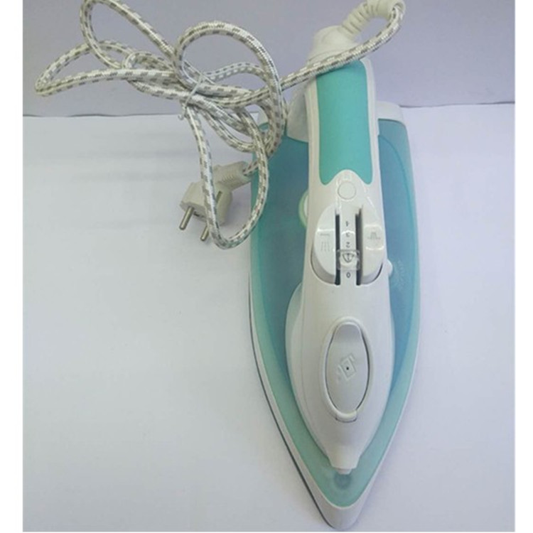 Special price ceramic bottom electric iron small steam iron clothing factory.