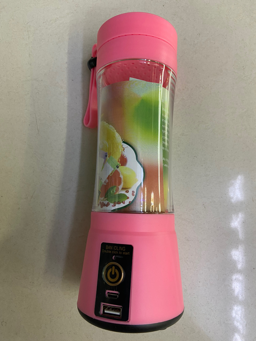New Electric Mini Pulp Juicer Cup Household Portable Multifunctional Fruit Juicing Cup Juicer Cup New Electric Mini Pulp Juicer Cup Household Portable Multifunctional Fruit Juicing Cup Juicer Cup