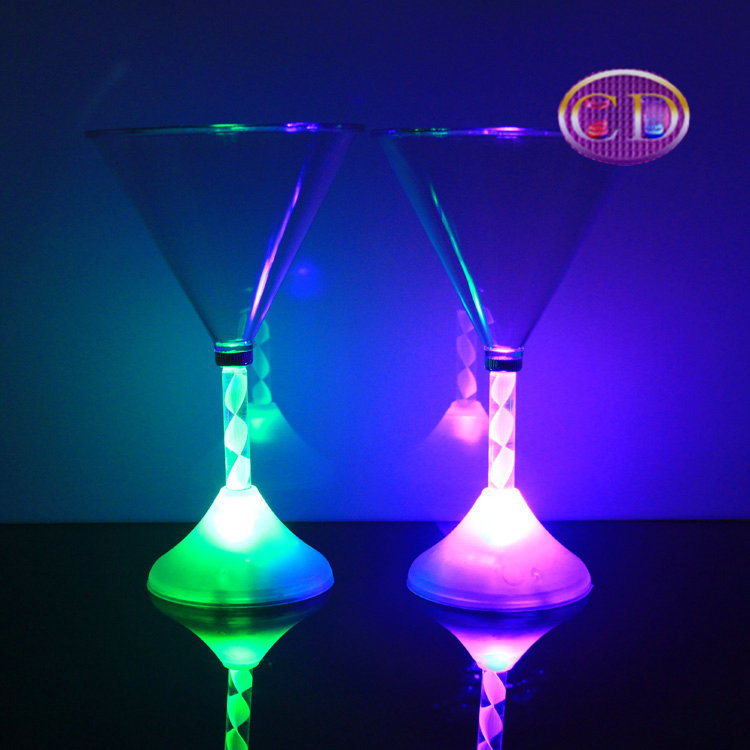 Luminous Cup  Cocktail Red Wine Light-Emitting Glass PS Goblet Luminous Cup Flash Cup High Leg