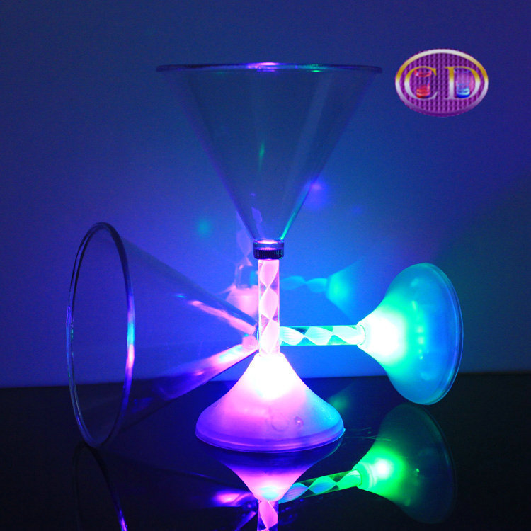 Luminous Cup  Cocktail Red Wine Light-Emitting Glass PS Goblet Luminous Cup Flash Cup High Leg