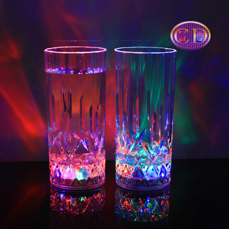 Luminous Cup  Cocktail Red Wine Light-Emitting Glass PS Goblet Luminous Cup Flash Cup High Leg