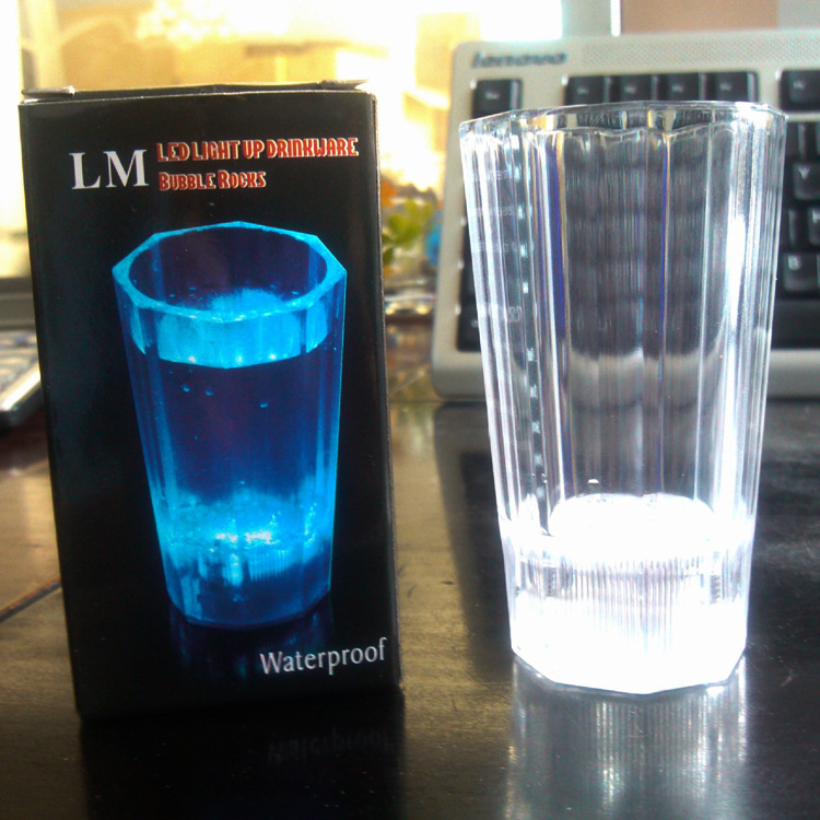 Manufacturers direct selling foreign trade luminous cup of the latest new bar special cup colorful cup