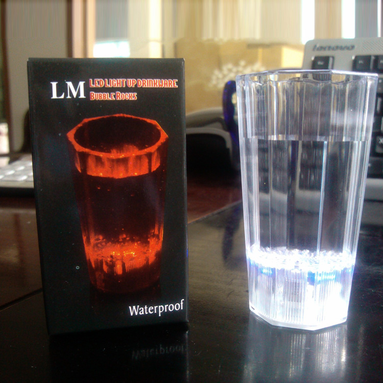 Manufacturers direct selling foreign trade luminous cup of the latest new bar special cup colorful cup