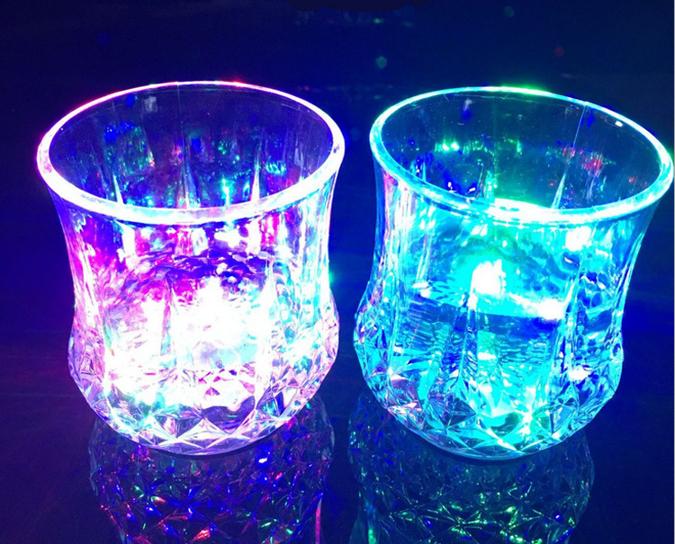 Luminous Cup Led Colorful Luminous Pineapple Cup Bar Only Induction Flash Cup Creative DIY Party Wine Glass Luminous Cup Led Colorful Luminous Pineapple Cup Bar Only Induction Flash Cup Creative DIY Party Wine Glass