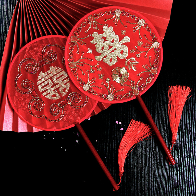 Circular Fan Chinese Style Bridesmaid Embroidery Wedding Fan Ancient Style Cheongsam Red round Fan Female Wedding Fan