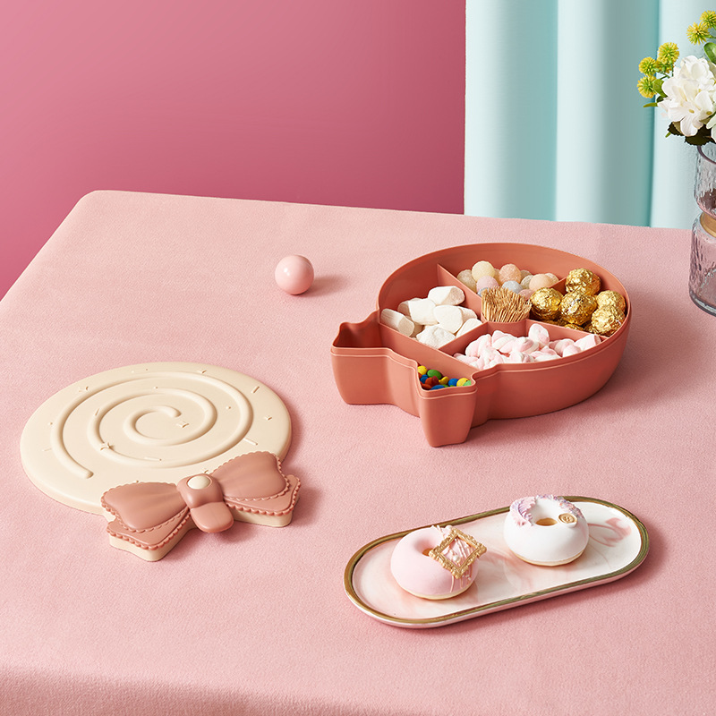 Children's Cute Candy Box Plastic Compartment with Lid Nut Box Creative Home Living Room Large Capacity Snack Box