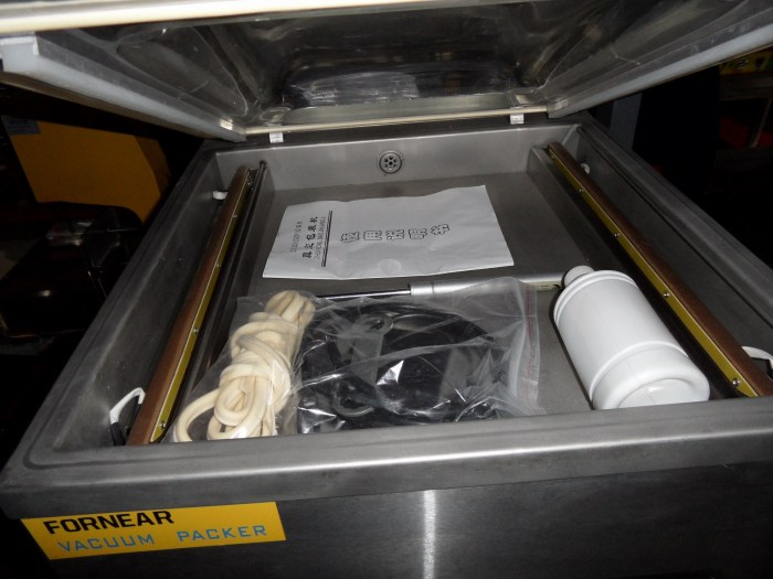 Floor vacuum packaging machine dz - 500/2 e (vacuum chamber stainless steel) Floor vacuum packaging machine dz - 500/2 e (vacuum chamber stainless steel)