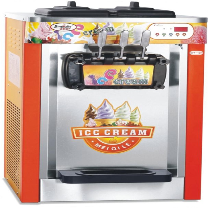 Ice cream machine 