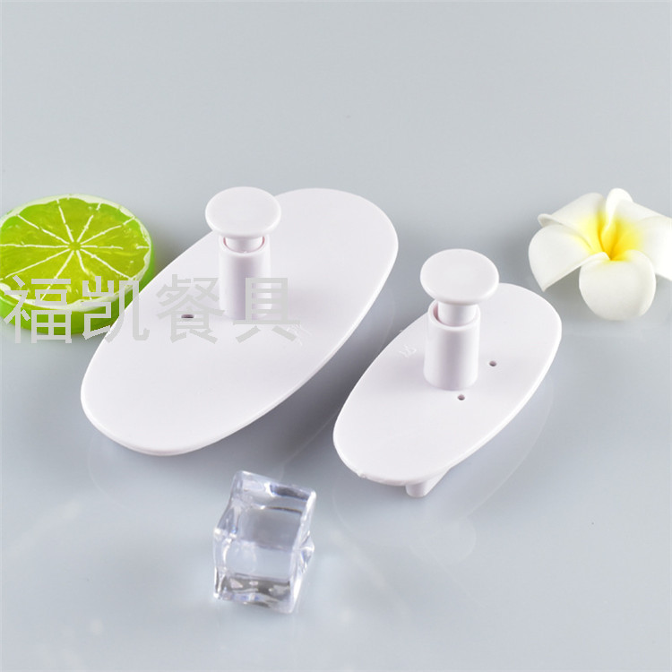 Christmas Sled-Shaped Plunger Mold Small Biscuit Cutting Machine Die Spring Fondant Supplies Christmas Sled-Shaped Plunger Mold Small Biscuit Cutting Machine Die Spring Fondant Supplies