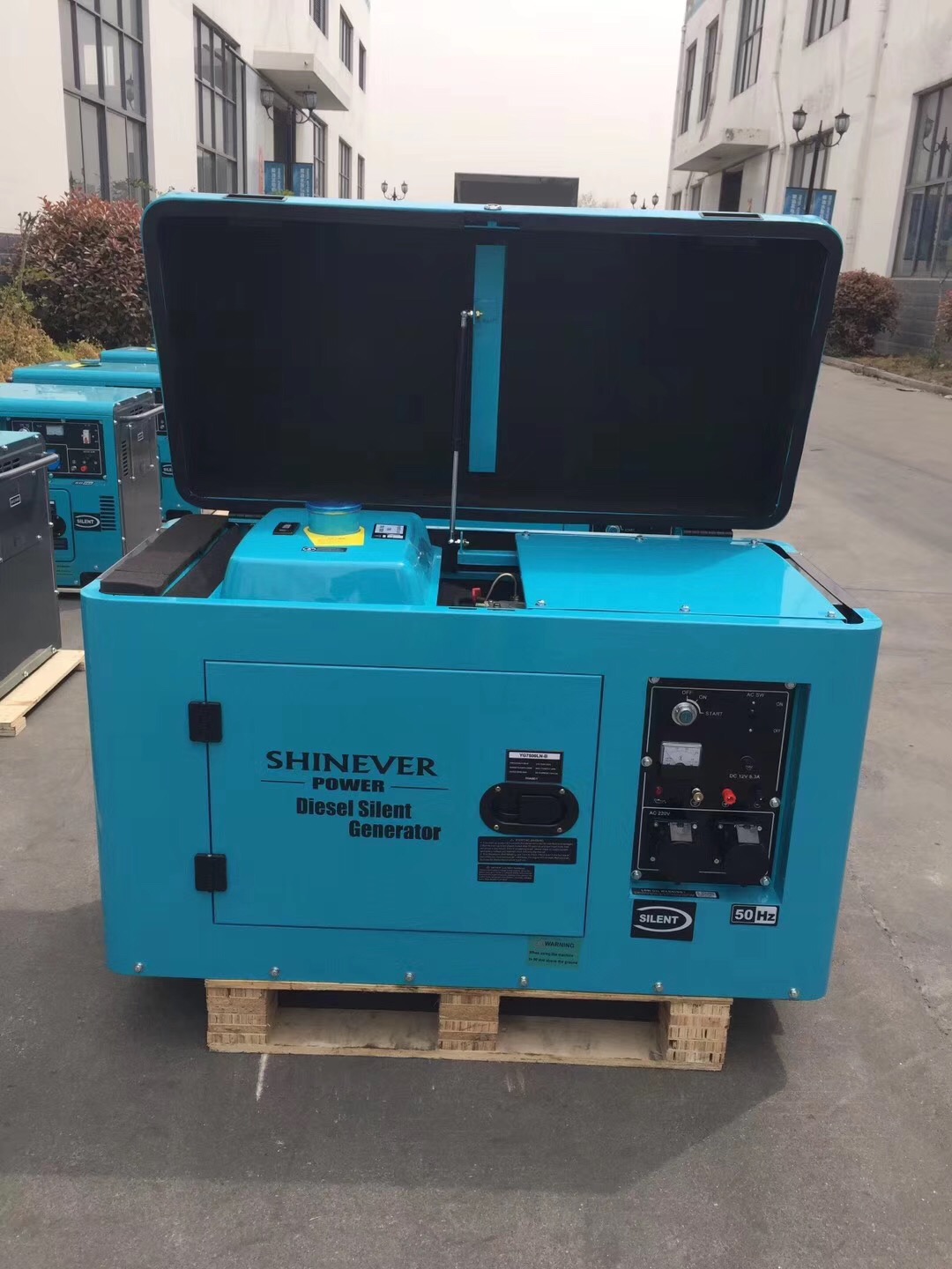 The factory sells 8KVA home type new silent diesel generator diesel generator set