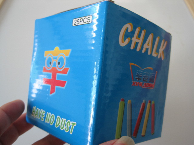 No dirty hands teaching supplies nonpoisonous and tasteless dustless chalk sets plastic chalk holder No dirty hands teaching supplies nonpoisonous and tasteless dustless chalk sets plastic chalk holder