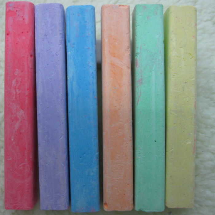 Europe and the popular high quality chalk 12 PCs pastel