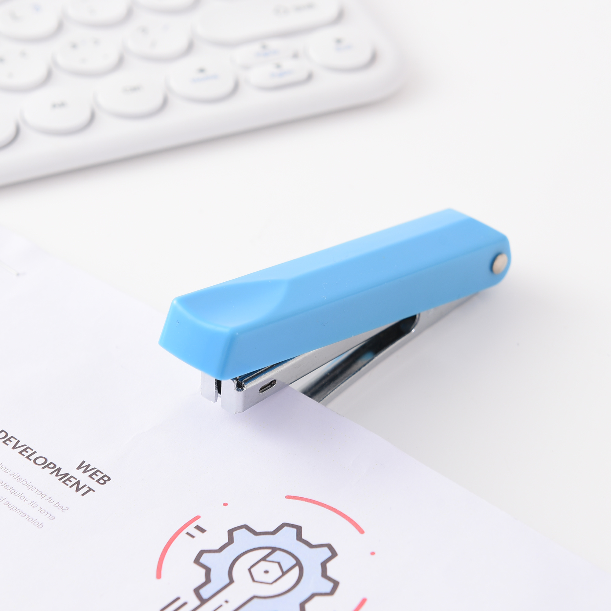 Manufacturers direct LOGO customized metal office stapler 10# stapler