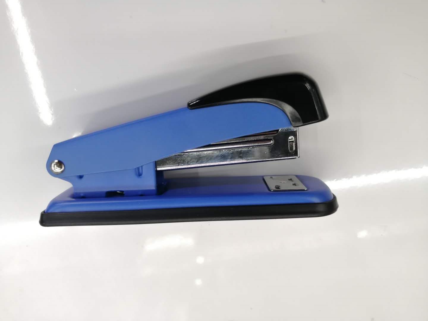 STAPLER office Medium STAPLER 24-6  26-6 metal body good quality staples punch etc.