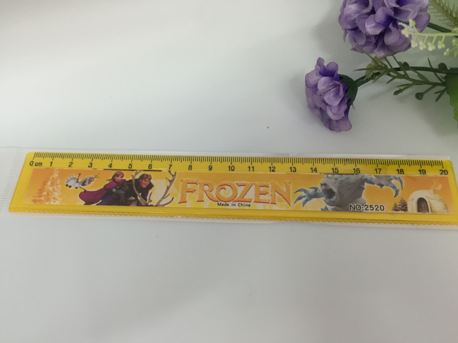 Cartoon creative ruler wave ruler wholesale student supplies 20cm measurement ruler manufacturers direct marketing