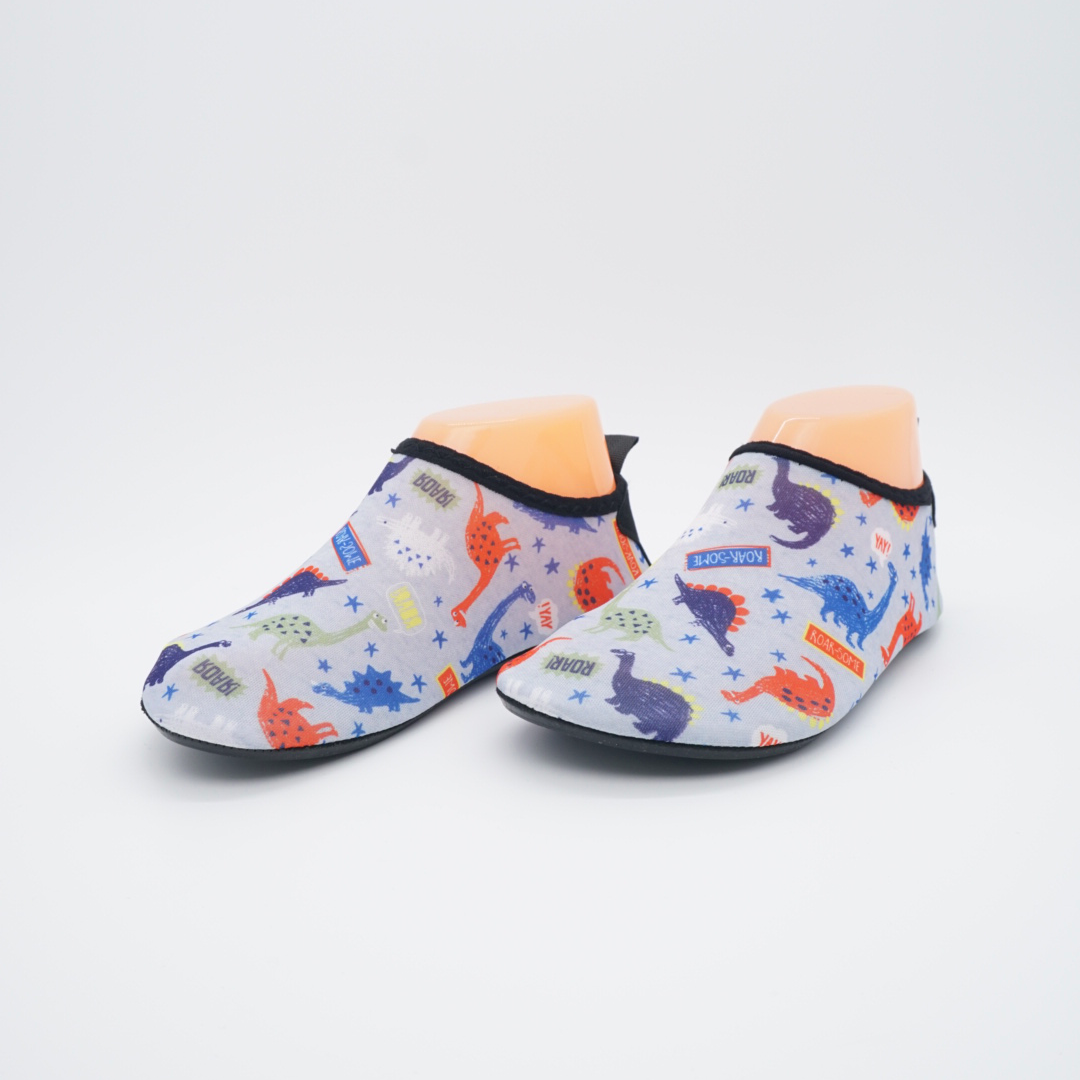 2021 New Children's Cartoon Beach Shoes Outdoor Stream Trekking Shoes Home Floor Socks Soft Shoes