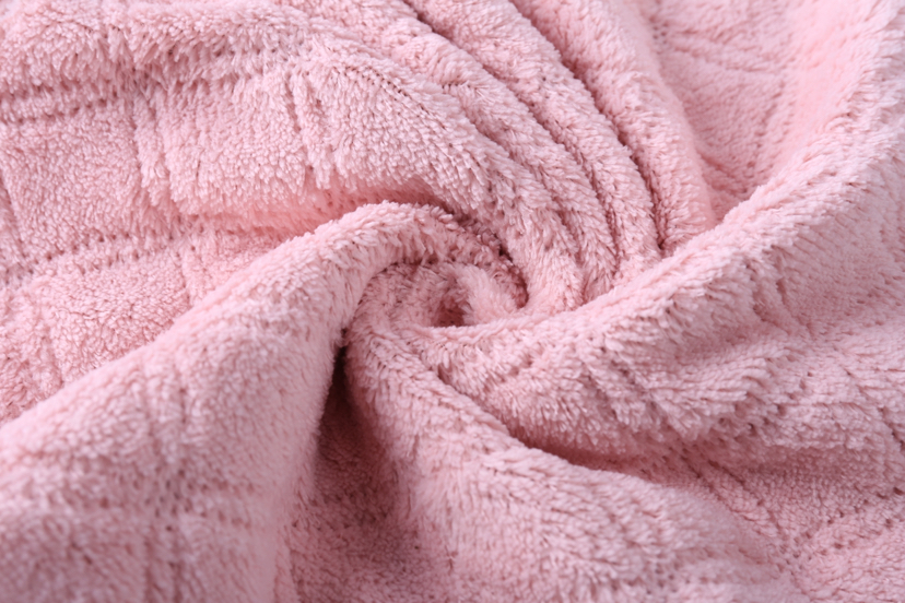 Fashion Embossed Absorbent Cloth Rag Oil-Free Lint-Free Domestic Cleaning Products Fashion Embossed Absorbent Cloth Rag Oil-Free Lint-Free Domestic Cleaning Products