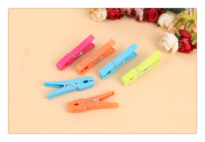 Natural Lin daily necessities fashion household candy color plastic clip spring clip clothespin