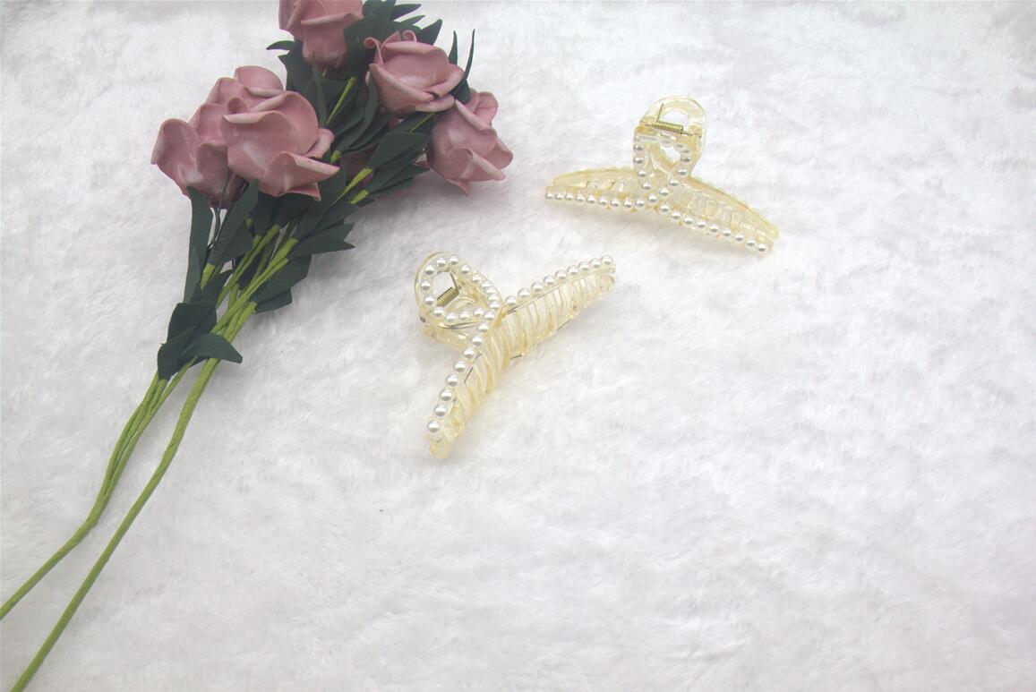 Web Celebrity Popular Pearl Clip Ladies Dish Hair Ponytail Plastic Clip Night Market 1 yuan 2 yuan shop hair clip Supply Web Celebrity Popular Pearl Clip Ladies Dish Hair Ponytail Plastic Clip Night Market 1 yuan 2 yuan shop hair clip Supply