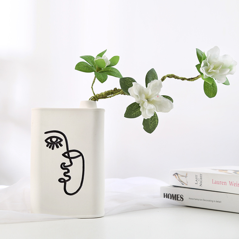 Creative European-Style White Ceramic Vase Decoration Home Ornament TV Cabinet Decoration Porcelain craft