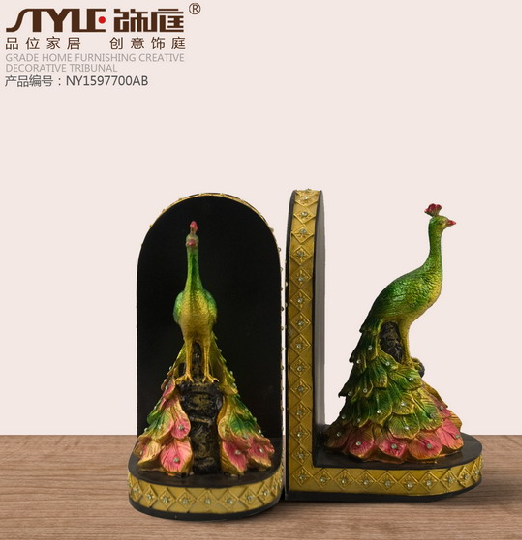 Factory direct modern continental Southeast Asia new new Peacock home decor craft wedding gifts Factory direct modern continental Southeast Asia new new Peacock home decor craft wedding gifts