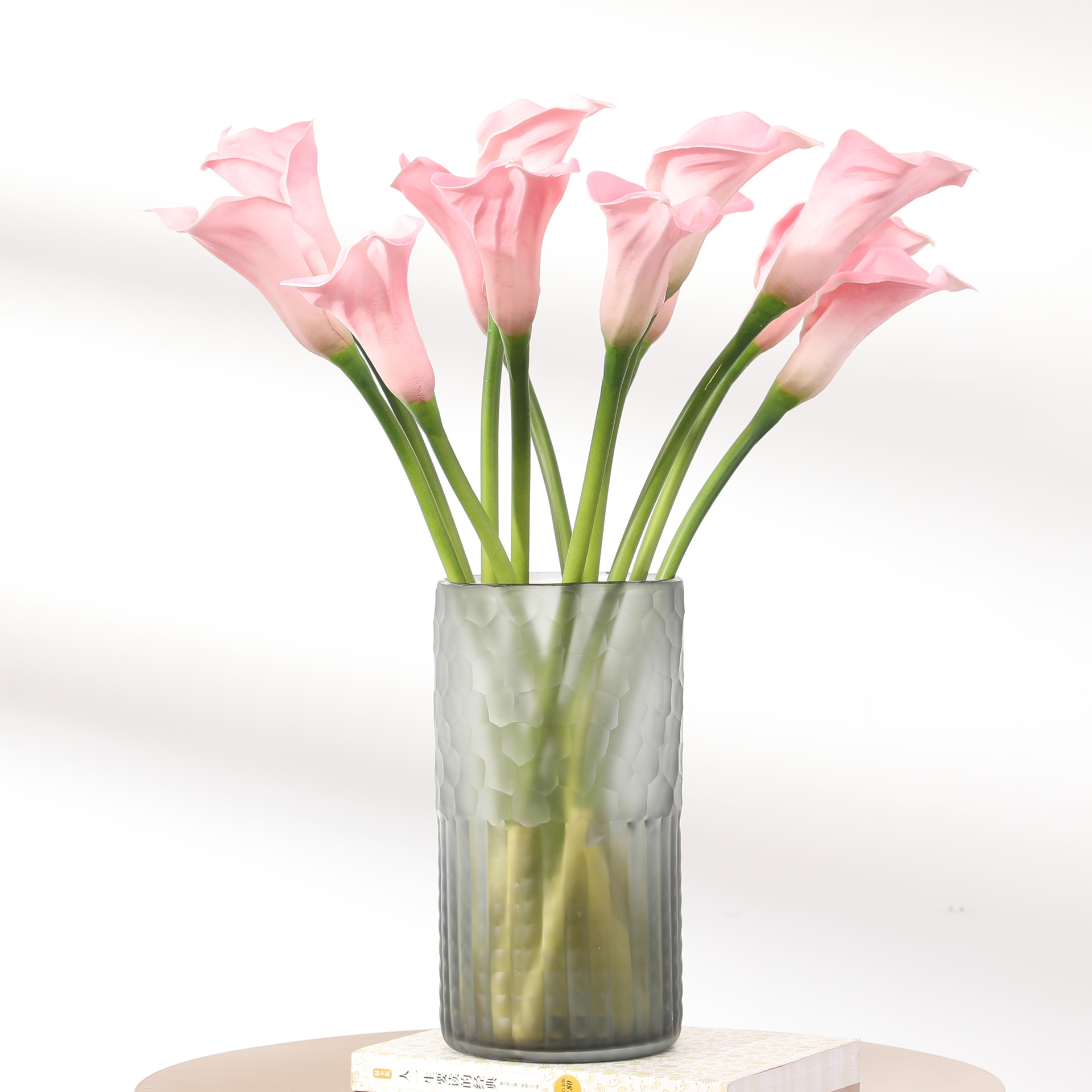 Yibo Factory Direct Sales Pu Artificial Flower Ornamental Flower Hand-Feel PU Artificial Curling Small Common Calla