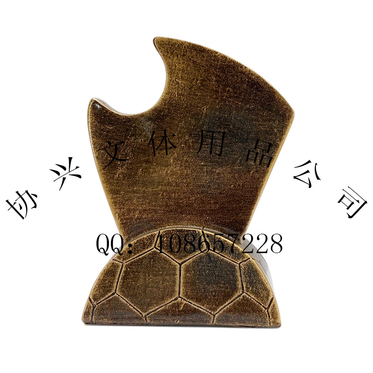 Football Memorial trophies resin crafts ornaments Memorial Award trophy award Football Memorial trophies resin crafts ornaments Memorial Award trophy award