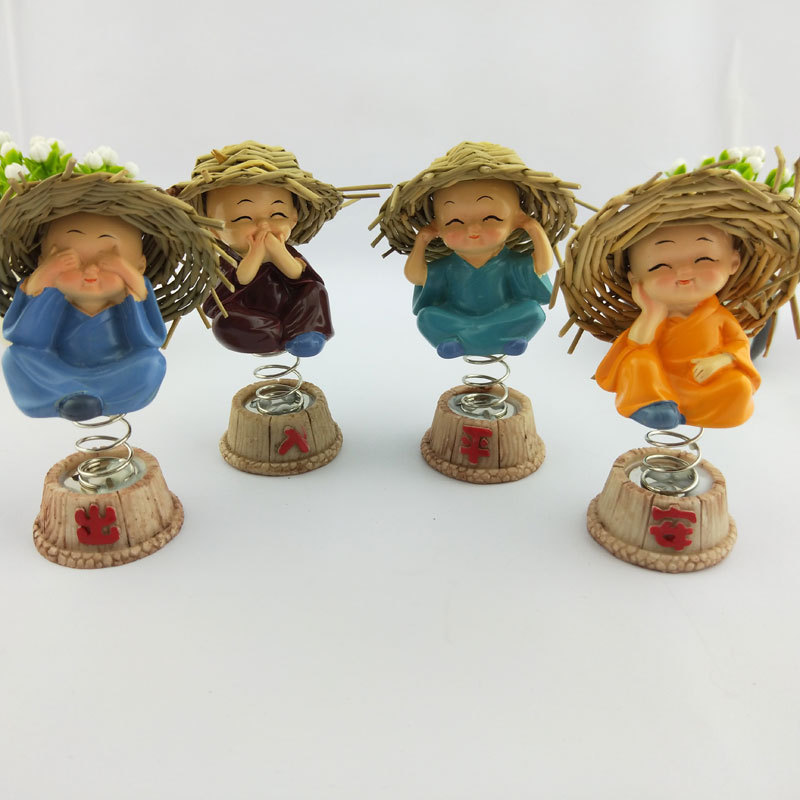 A straw hat to go in and out of the spring of peace and security four not monk resin crafts car A straw hat to go in and out of the spring of peace and security four not monk resin crafts car