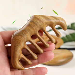Ebony Wooden Comb Sub Golden Sandalwood Extended Handle Handmade Creative Color Painted Wood crafts Ebony Wooden Comb Sub Golden Sandalwood Extended Handle Handmade Creative Color Painted Wood crafts