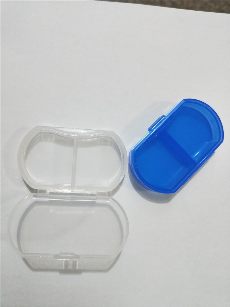 Mini Two-Compartment Medicine Box with Grid Drug Storage Easy to Carry Plastic Storage Drug Classification Printable